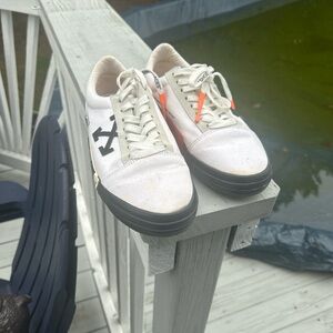 Off-White Men's White and Black Sneakers with Orange Accents